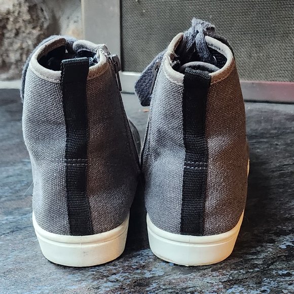 Cat & Jack Gray Canvas High-Top Sneakers Size 3 - Picture 12 of 16